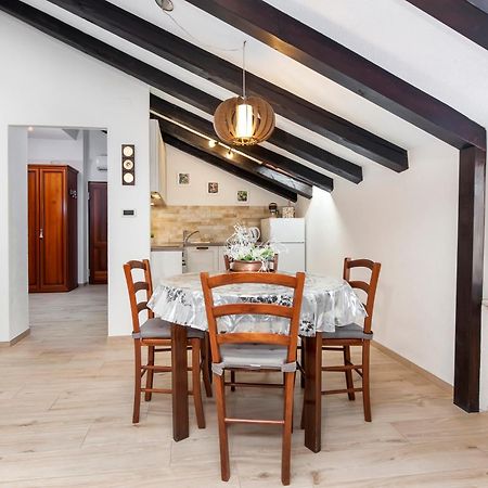 Rovigno Bella Sea View Apartment Zewnętrze zdjęcie