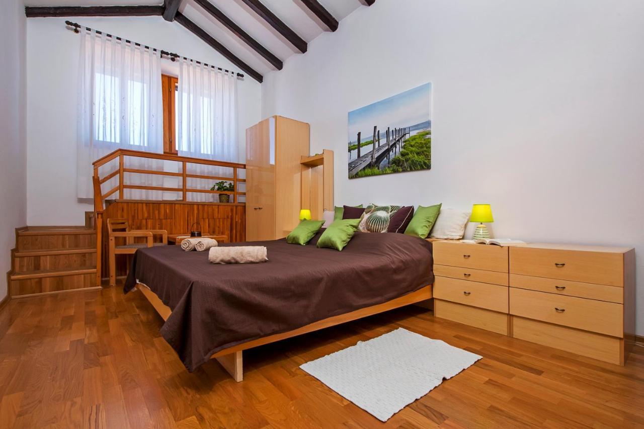 Rovigno Bella Sea View Apartment Zewnętrze zdjęcie